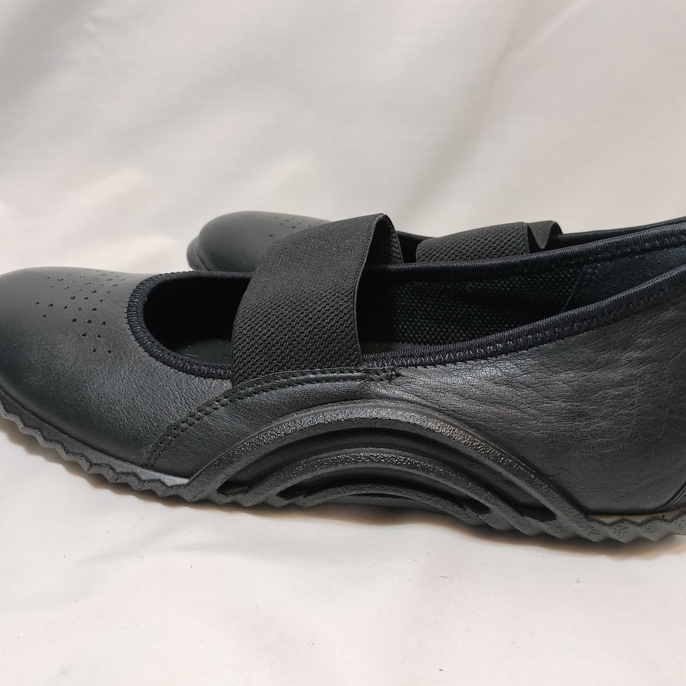 Ecco Vibration 1.0 Black Mary Jane Slip-On‎ Shoes